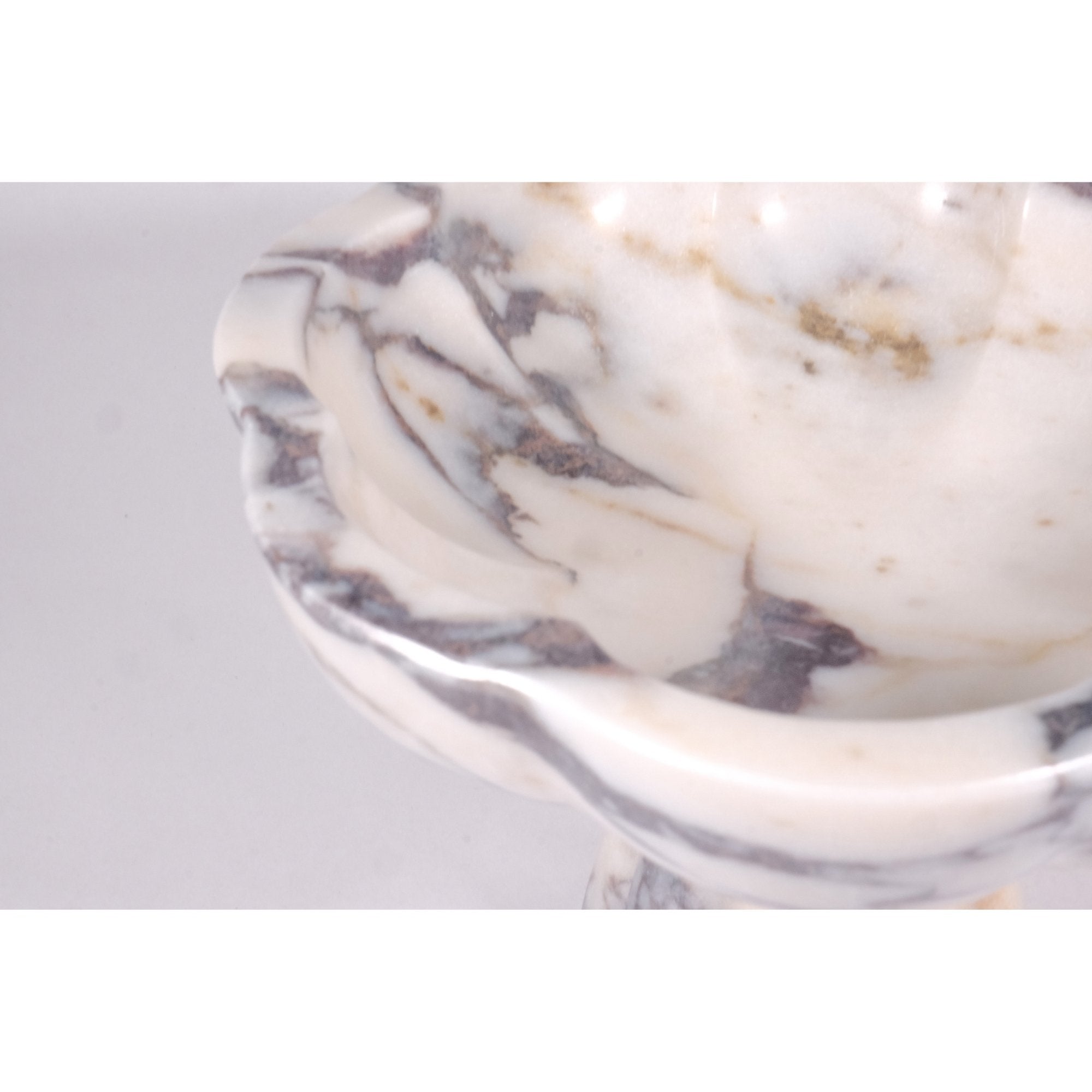 Close-up of veining and honed rim — Calacatta Viola marble bowl — Petra Vera